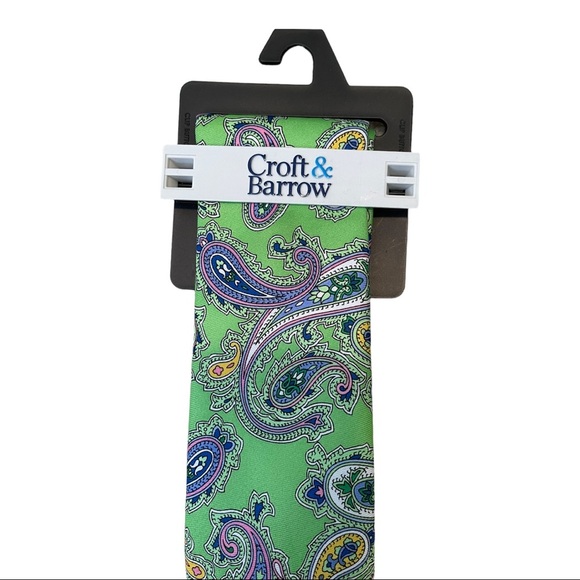 NWT CROFT & BARROW TIE - Picture 2 of 5